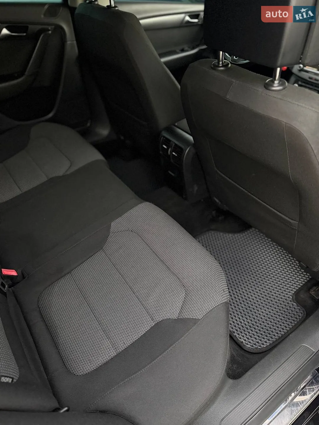 2011 Volkswagen Passat - мініатюра 13