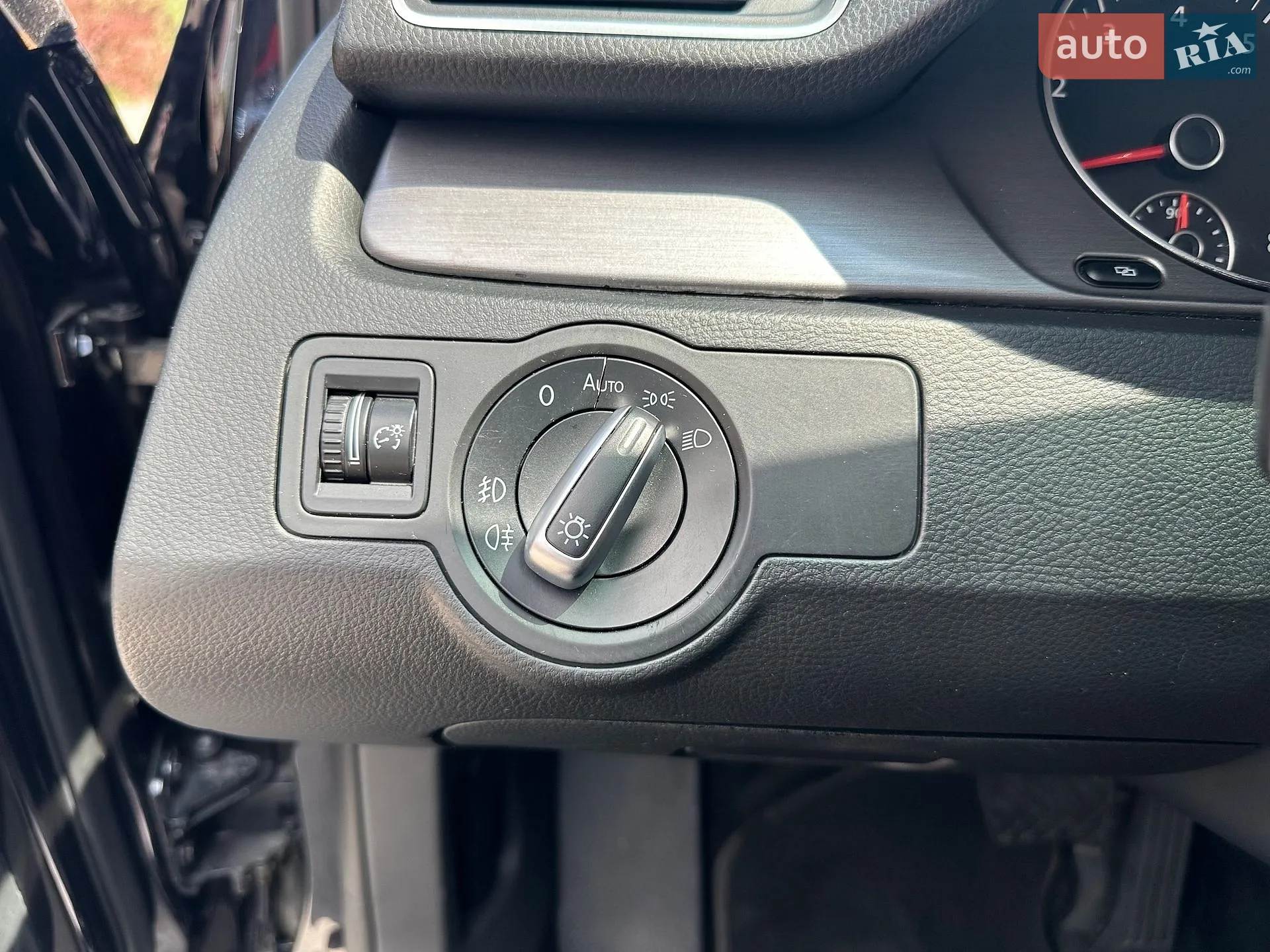2011 Volkswagen Passat - мініатюра 24