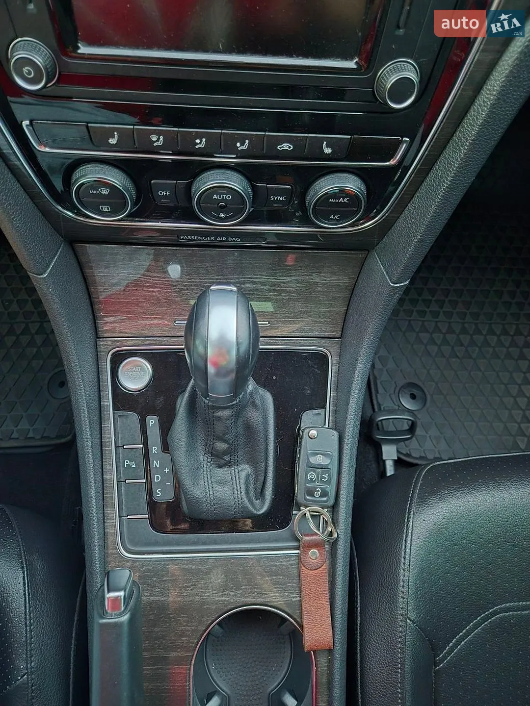 2016 Volkswagen Passat - мініатюра 38