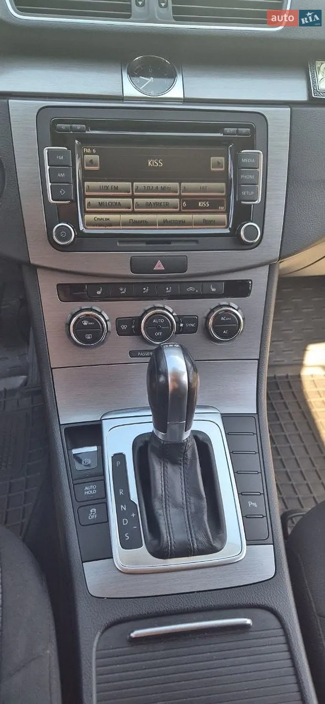 2012 Volkswagen Passat - мініатюра 8