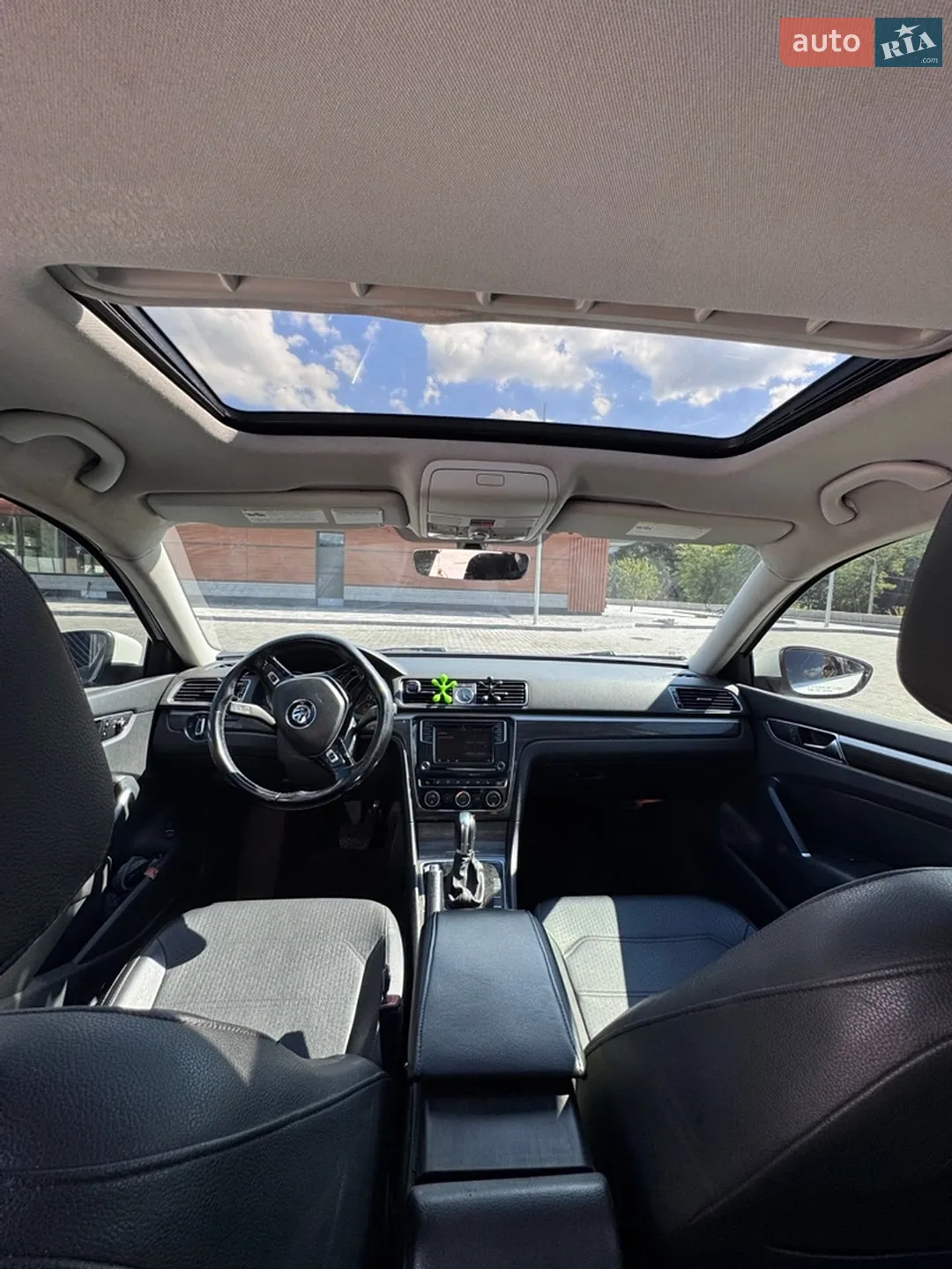 2016 Volkswagen Passat - мініатюра 9