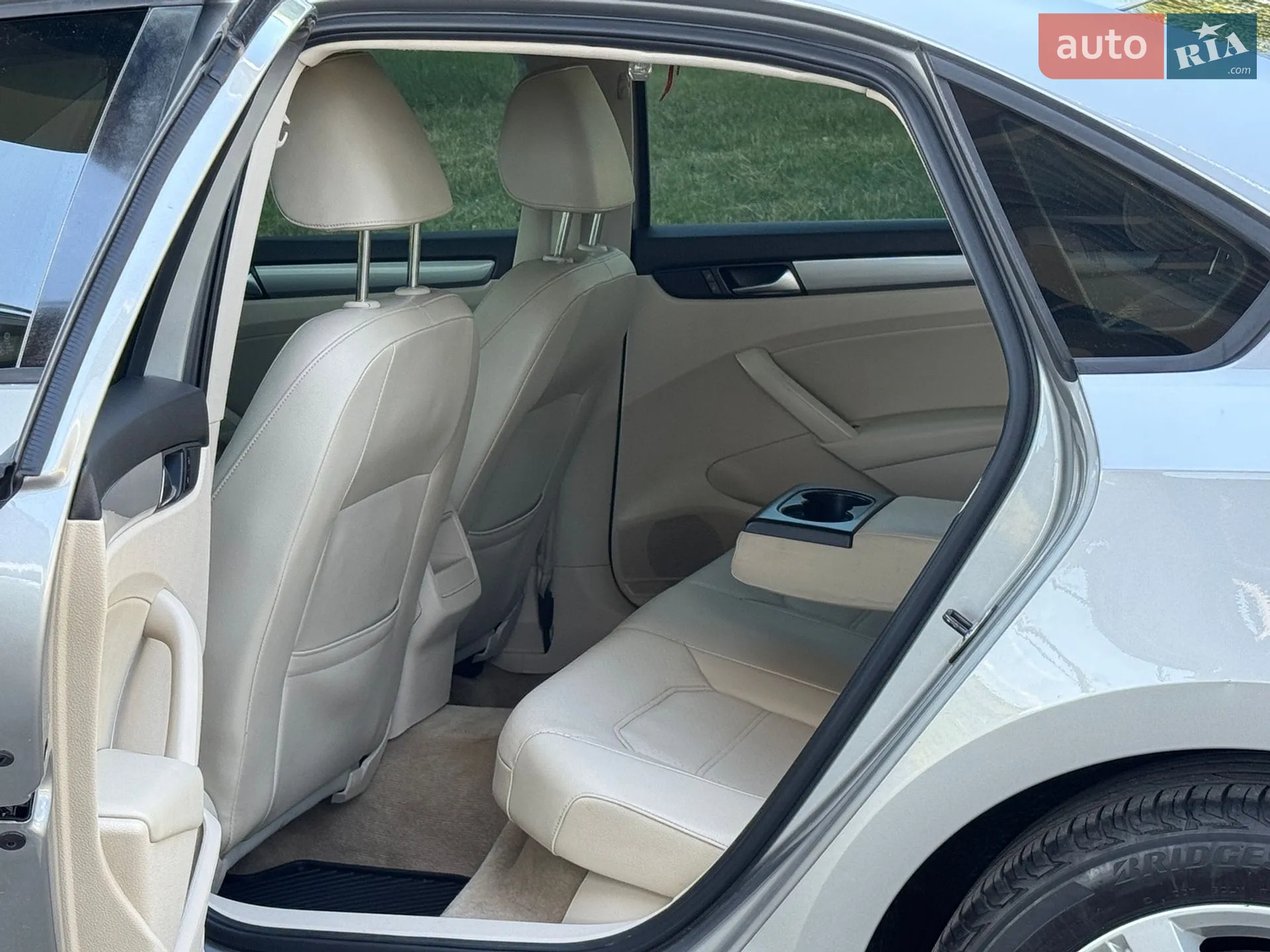 2013 Volkswagen Passat - мініатюра 9