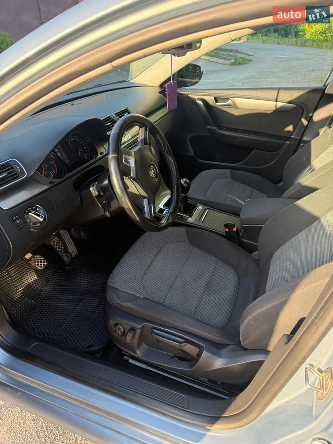 2012 Volkswagen Passat - мініатюра 15