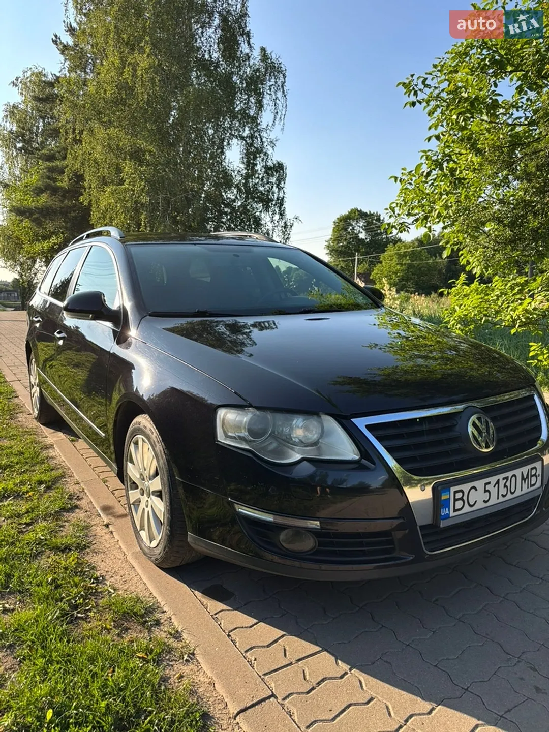 2010 Volkswagen Passat - мініатюра 2