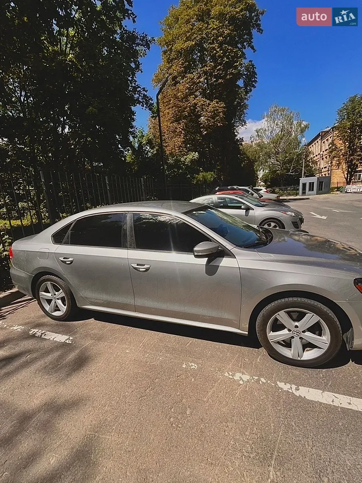 2012 Volkswagen Passat - мініатюра 18