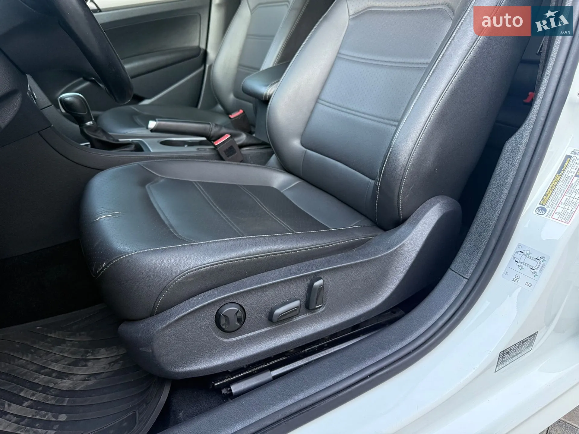 2019 Volkswagen Passat - мініатюра 20