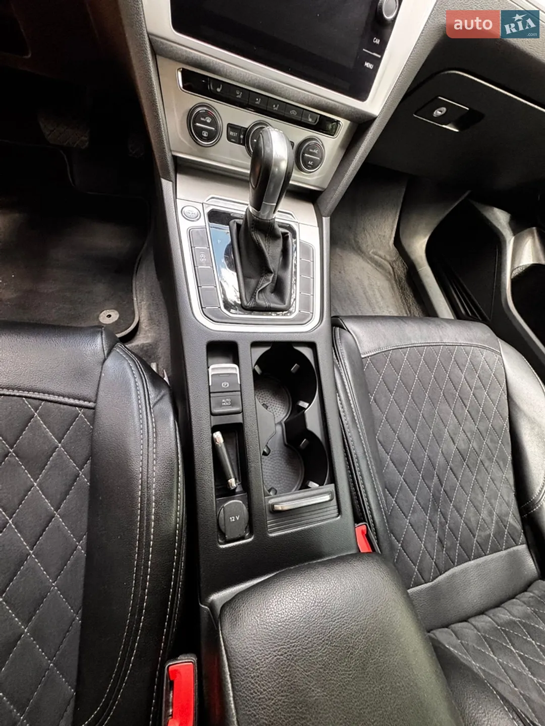 2018 Volkswagen Passat - мініатюра 17