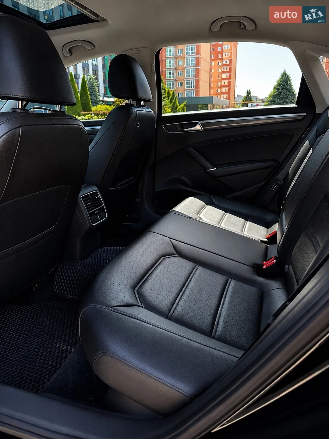 2016 Volkswagen Passat - мініатюра 14