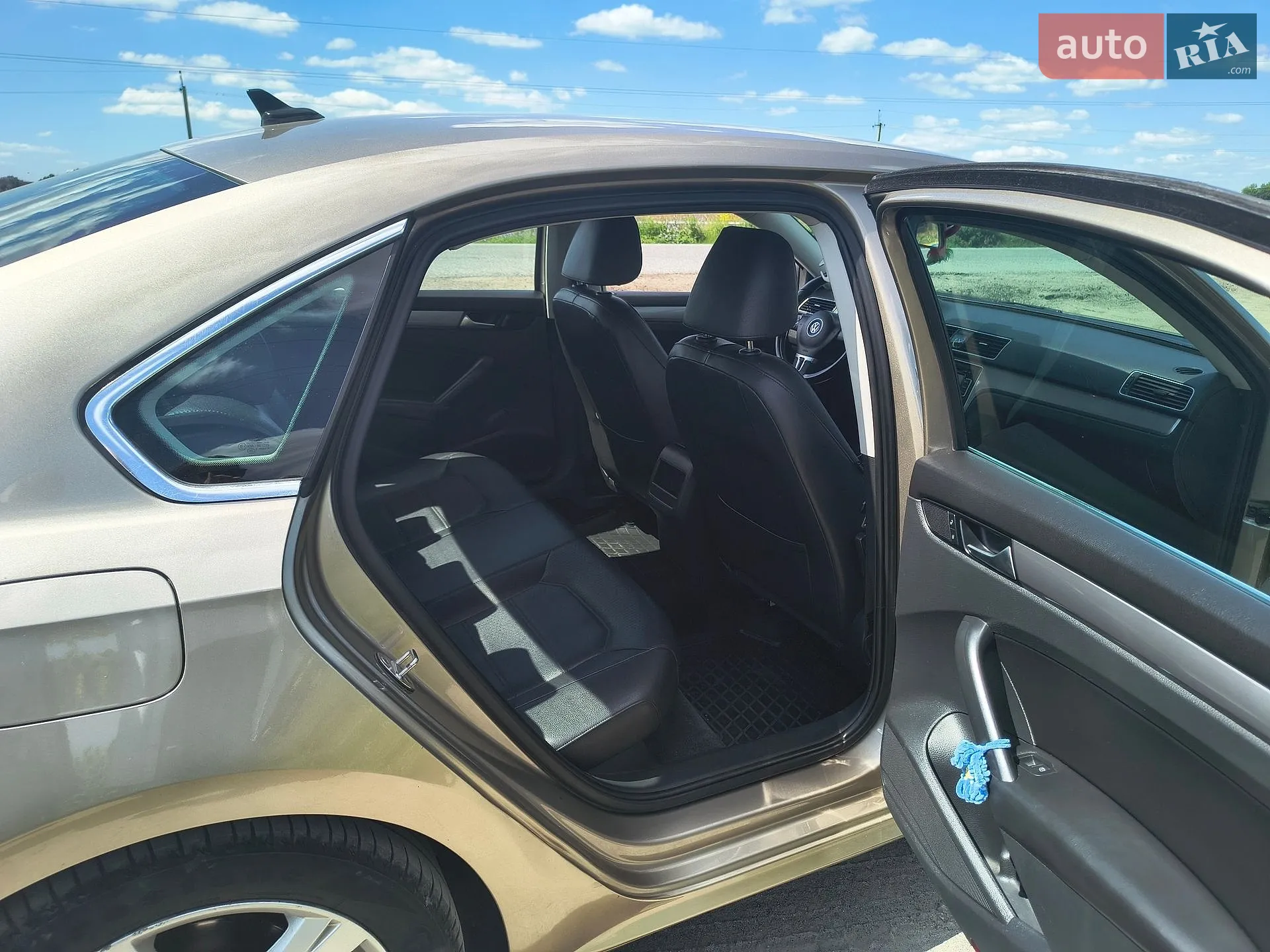 2015 Volkswagen Passat - мініатюра 11
