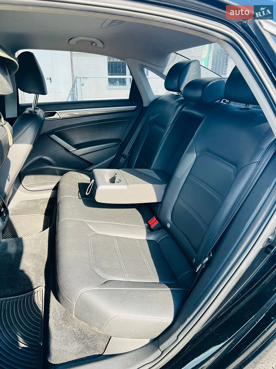 2016 Volkswagen Passat - мініатюра 19
