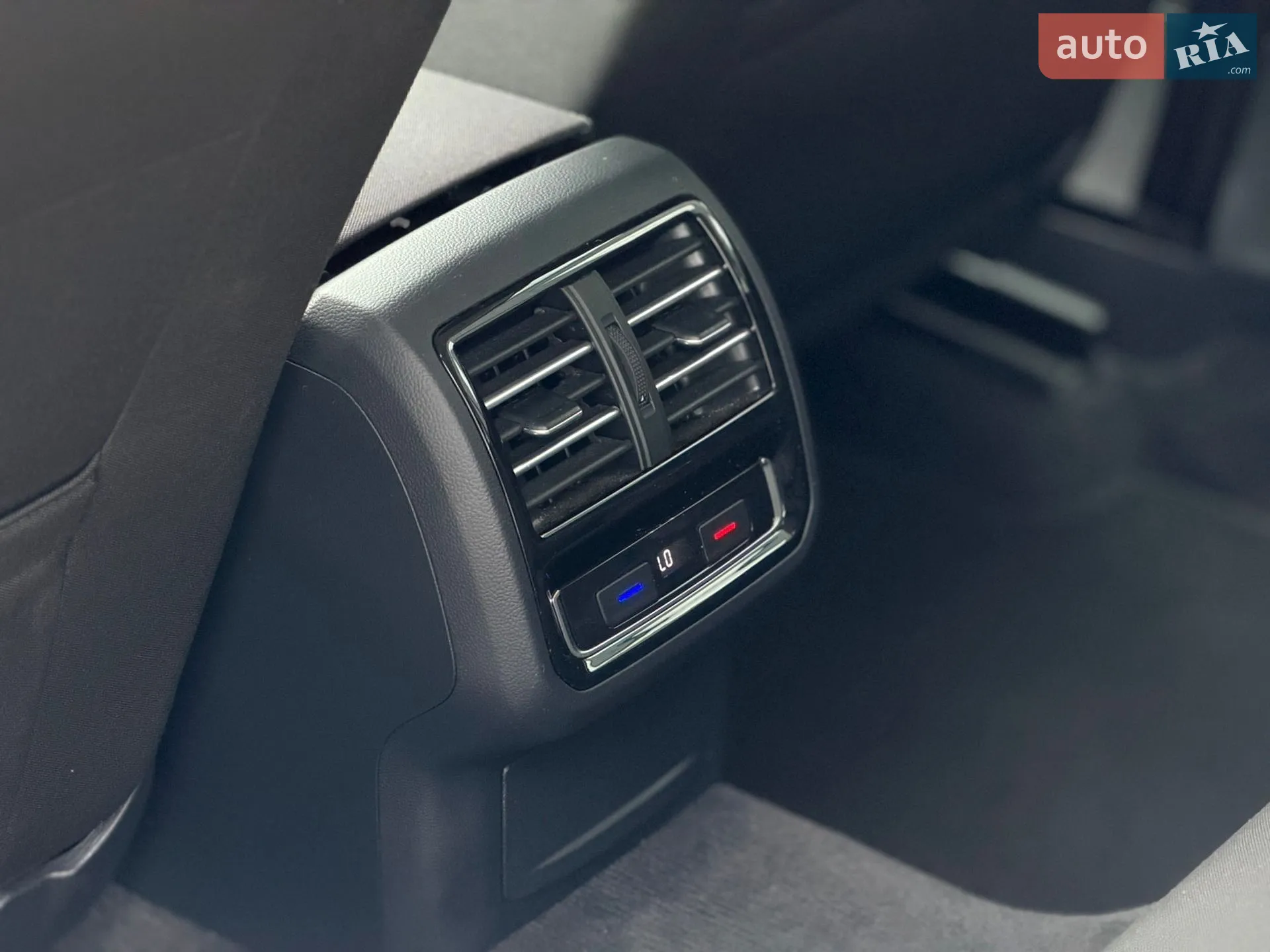 2015 Volkswagen Passat - мініатюра 24