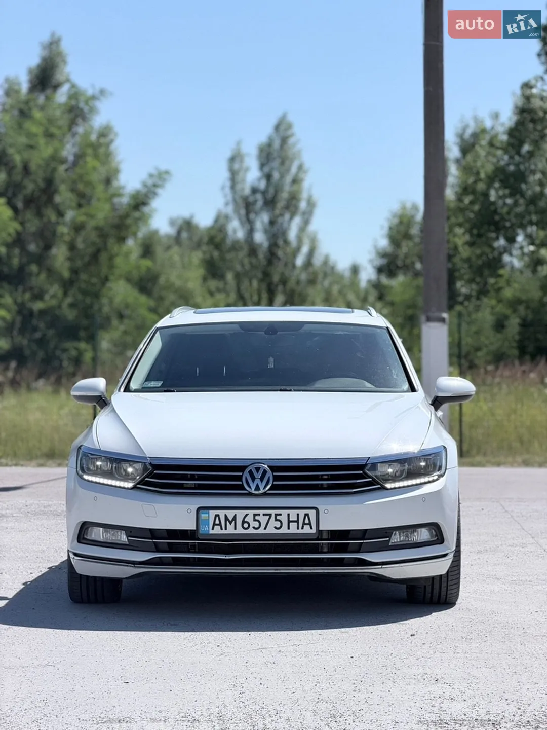 2017 Volkswagen Passat - мініатюра 2