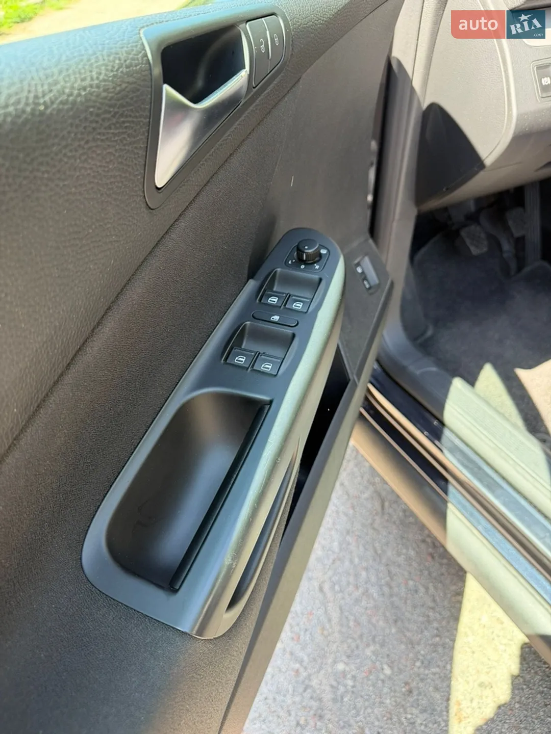 2010 Volkswagen Passat - мініатюра 20