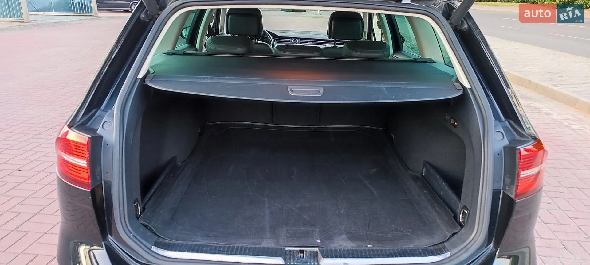 2017 Volkswagen Passat - мініатюра 32