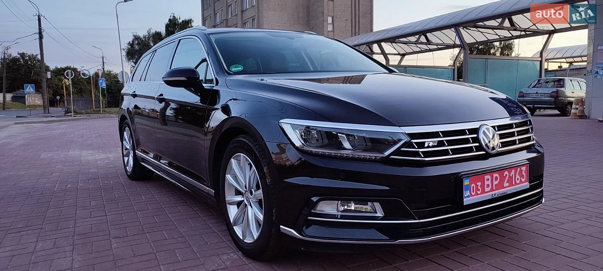 2017 Volkswagen Passat - мініатюра 3