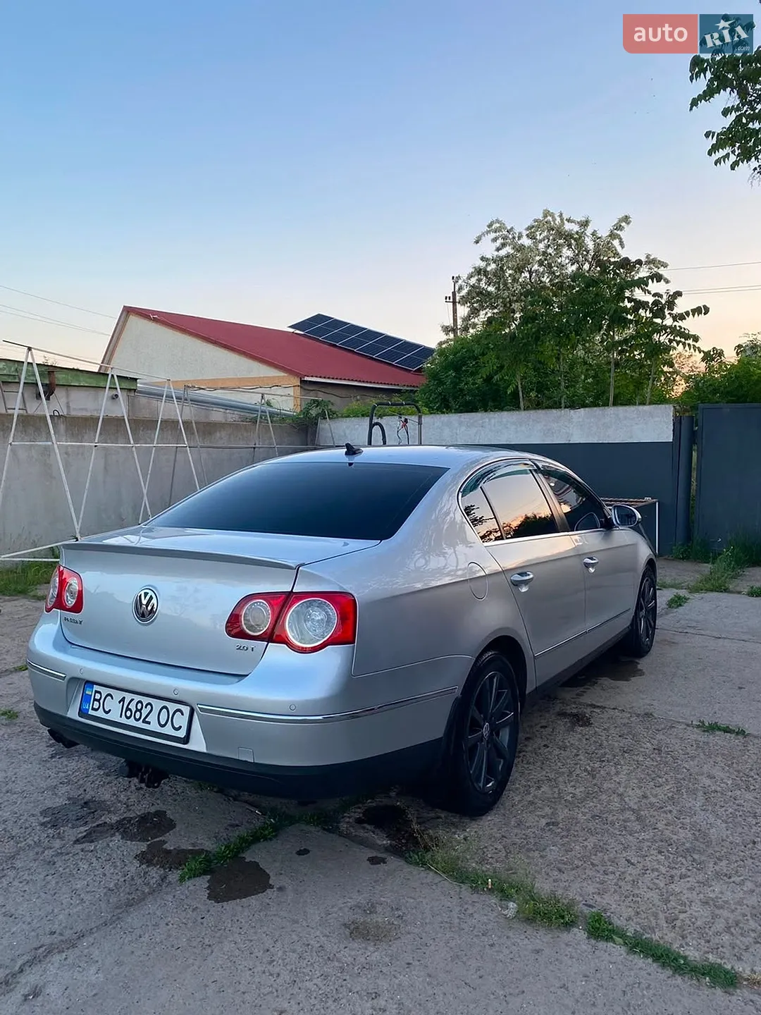 2010 Volkswagen Passat - мініатюра 5