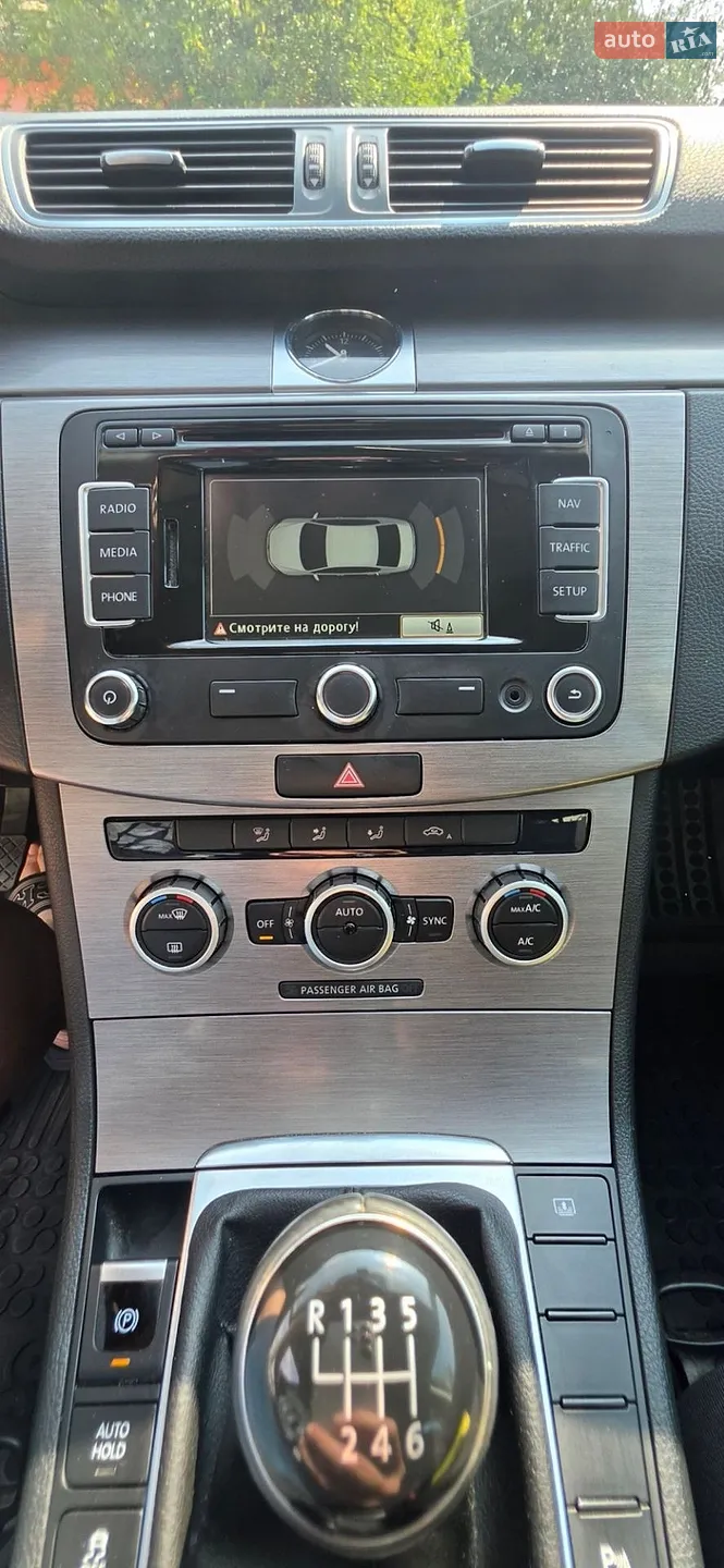2013 Volkswagen Passat - мініатюра 24