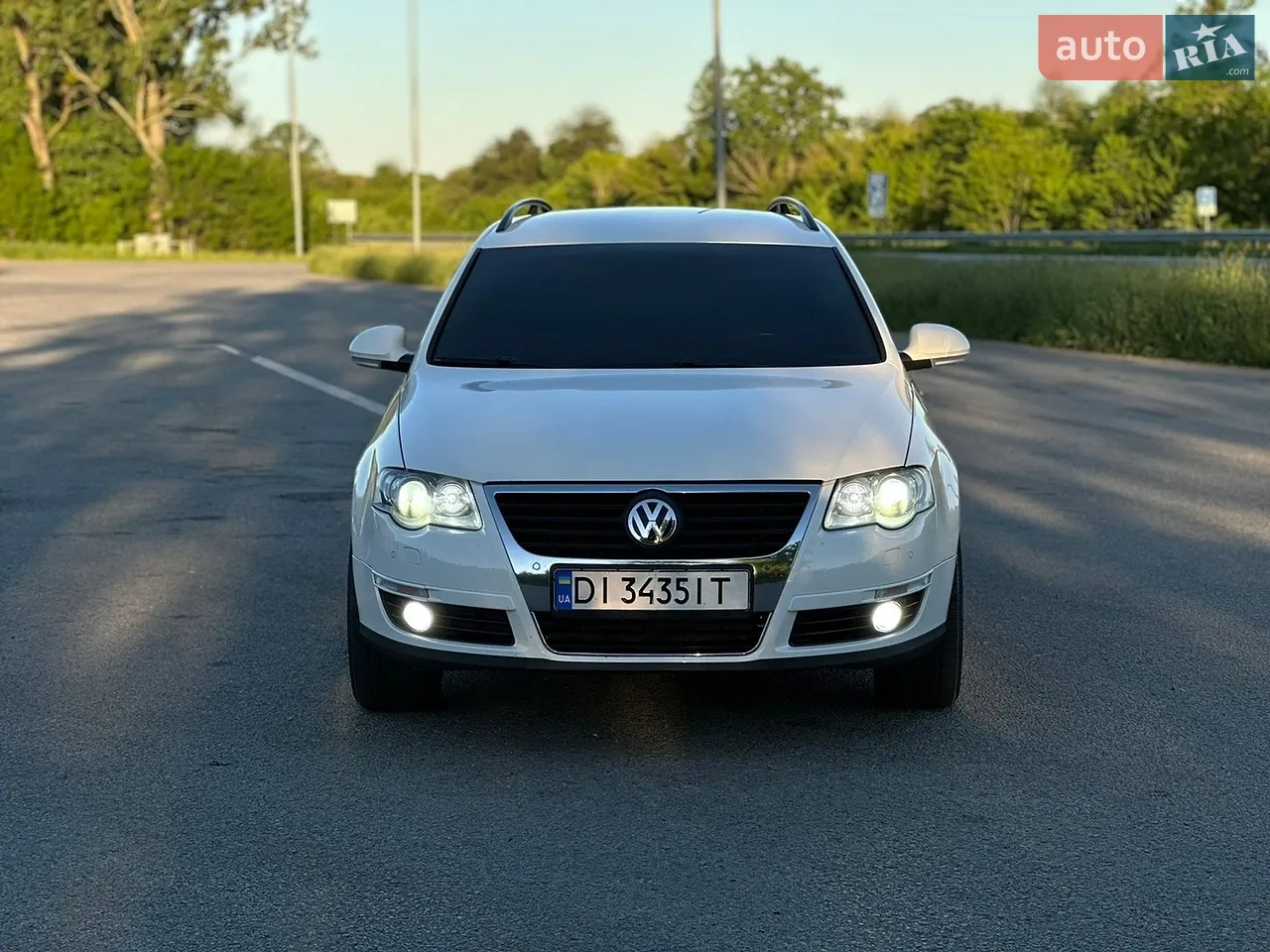 2010 Volkswagen Passat - мініатюра 40