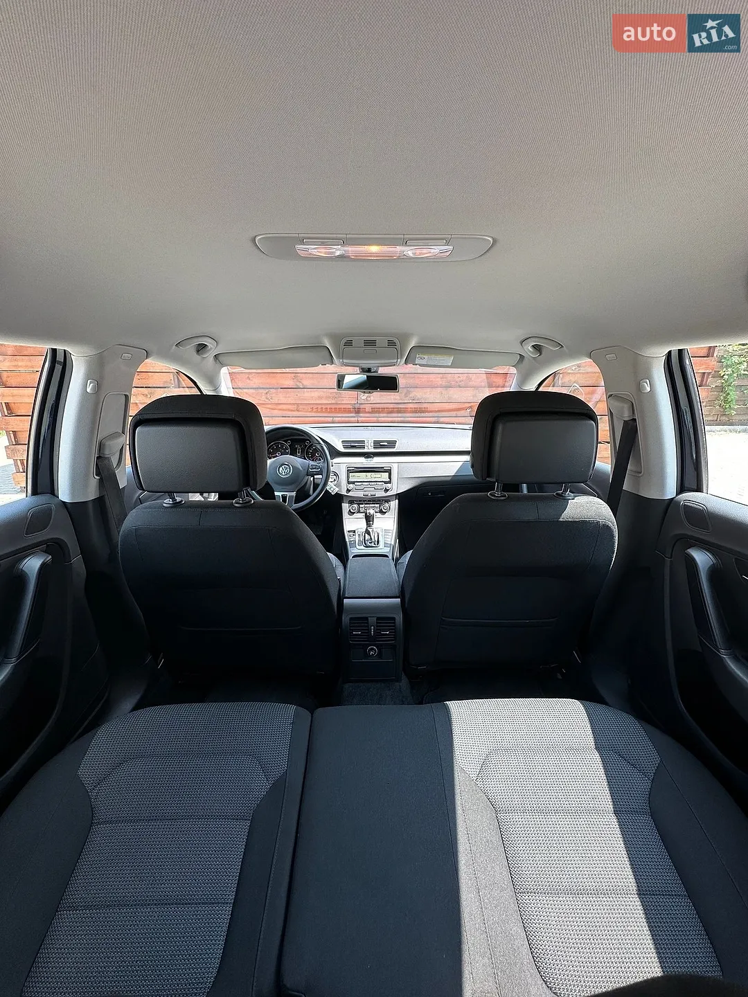 2010 Volkswagen Passat - мініатюра 13