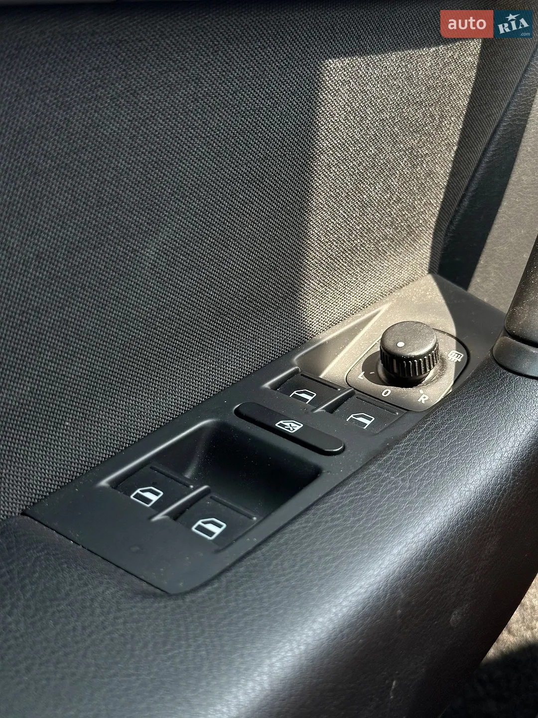 2010 Volkswagen Passat - мініатюра 34