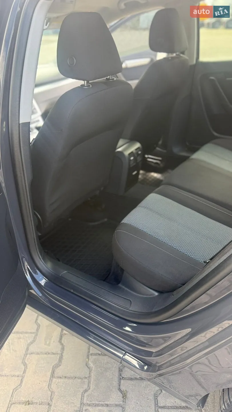 2012 Volkswagen Passat - мініатюра 14