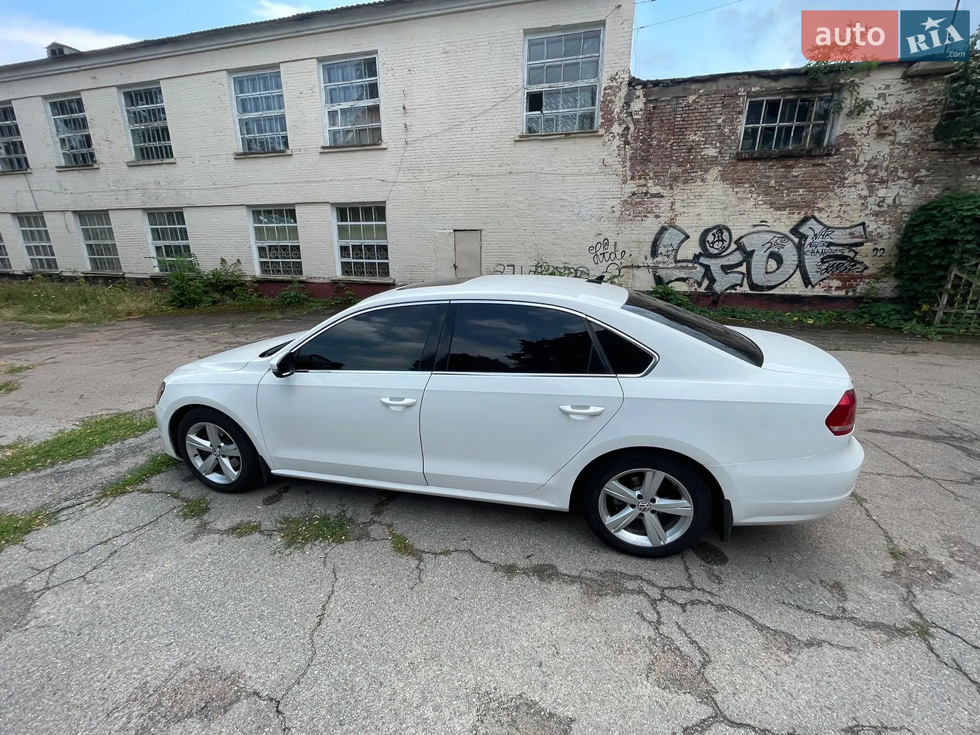 2013 Volkswagen Passat - мініатюра 4