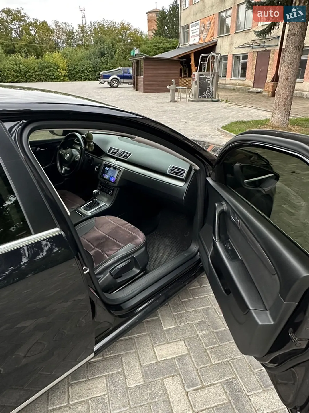 2011 Volkswagen Passat - мініатюра 16