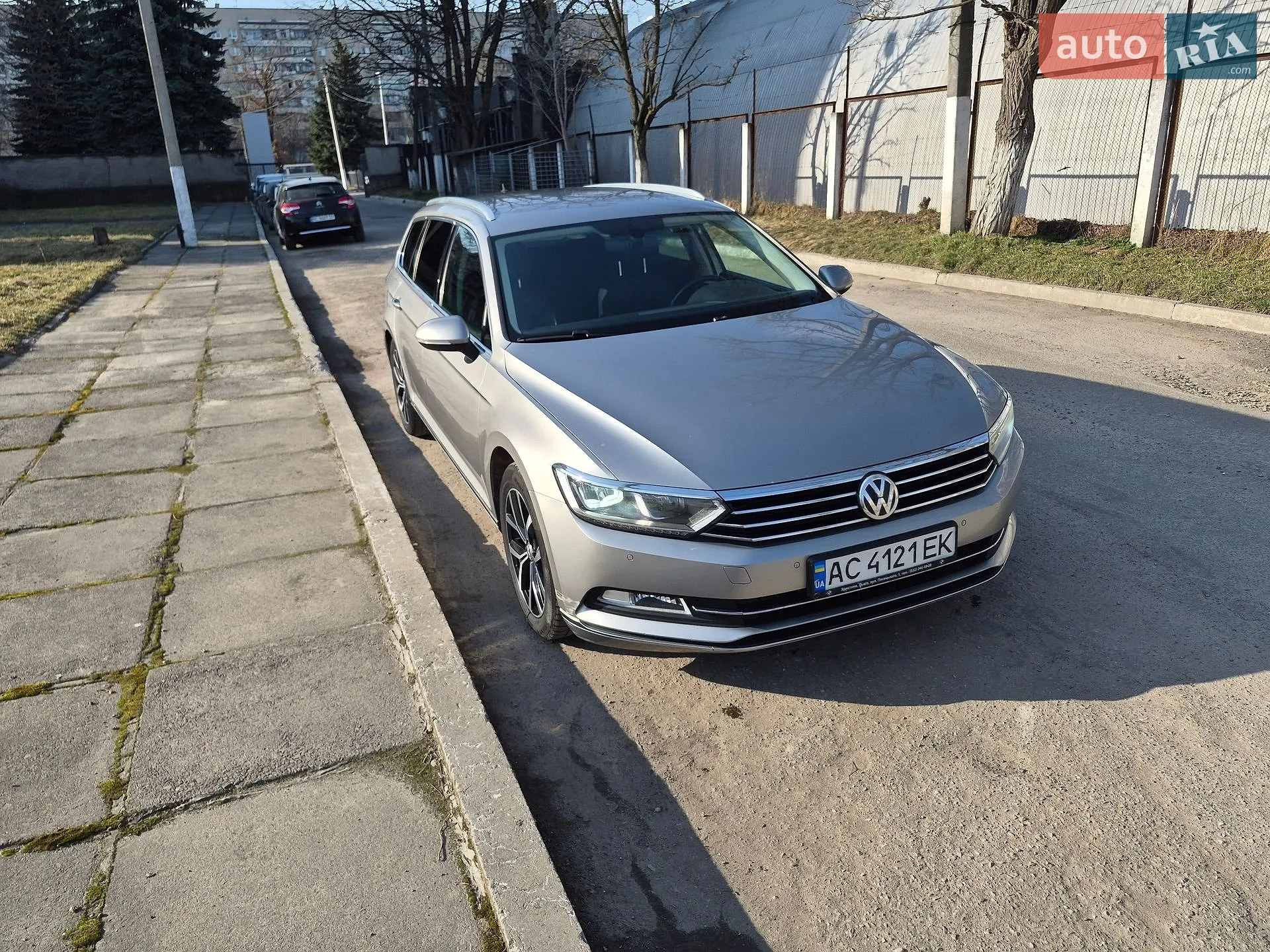 2016 Volkswagen Passat - мініатюра 5