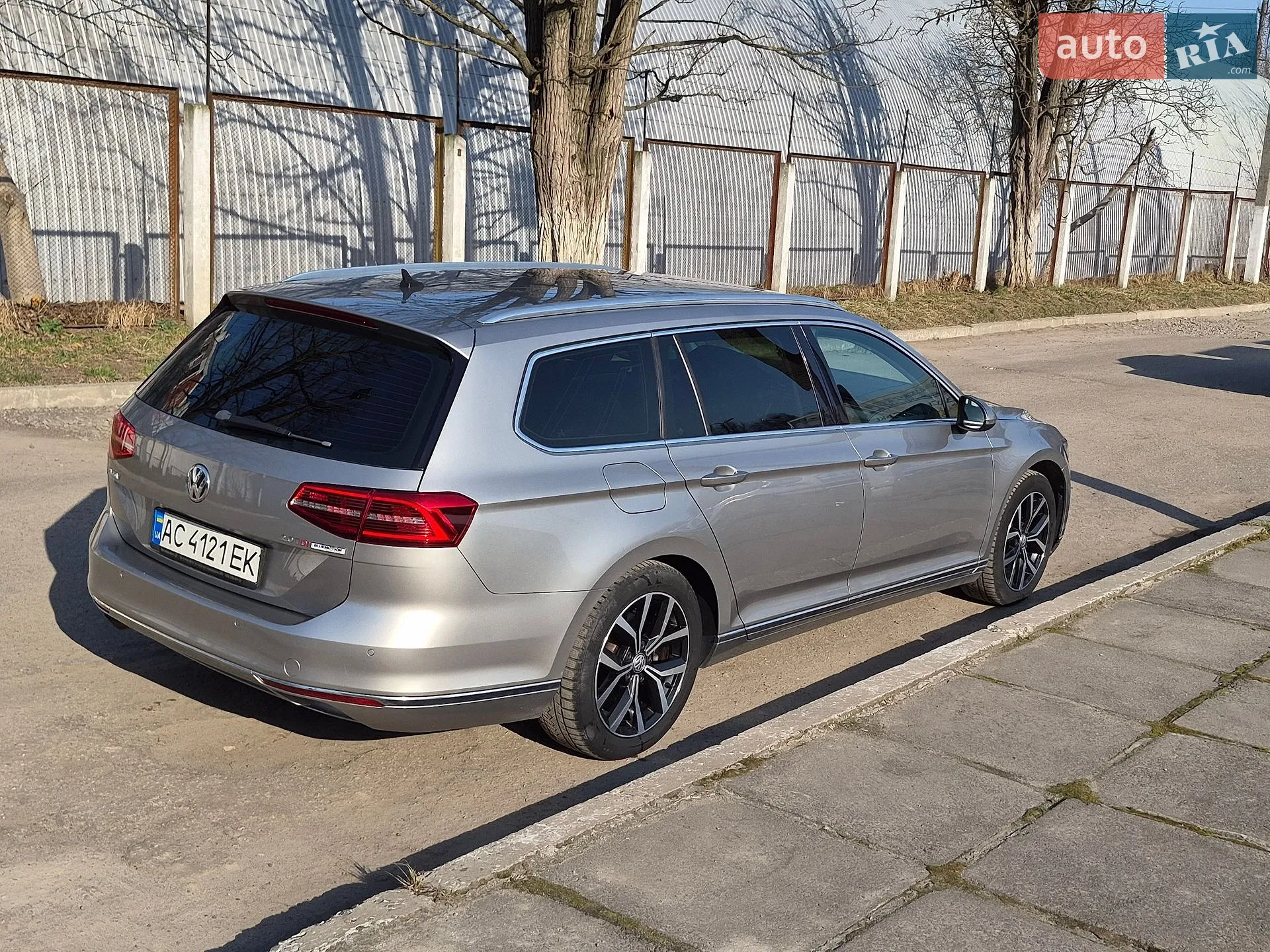 2016 Volkswagen Passat - мініатюра 32