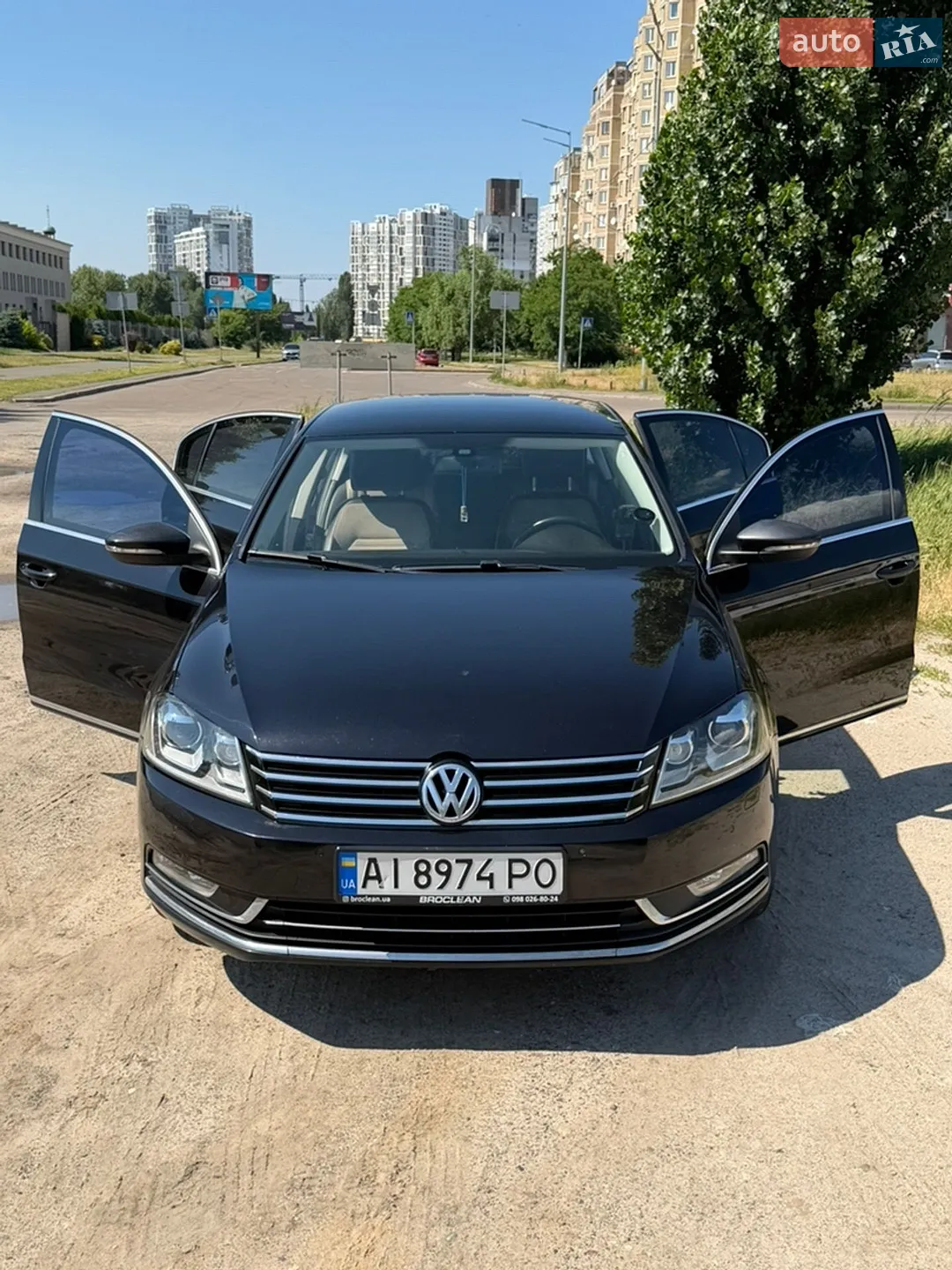 2011 Volkswagen Passat - мініатюра 2