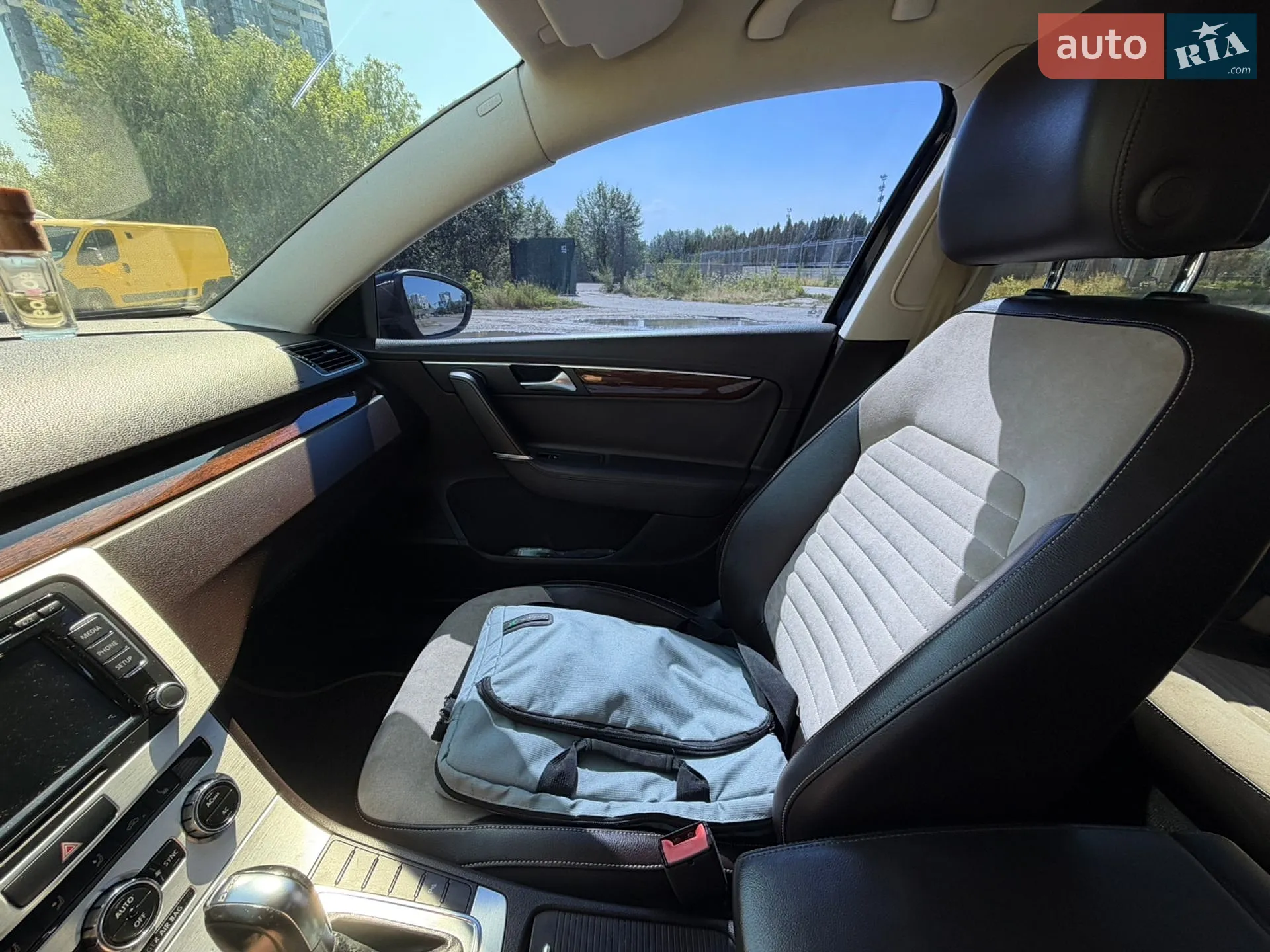 2011 Volkswagen Passat - мініатюра 14