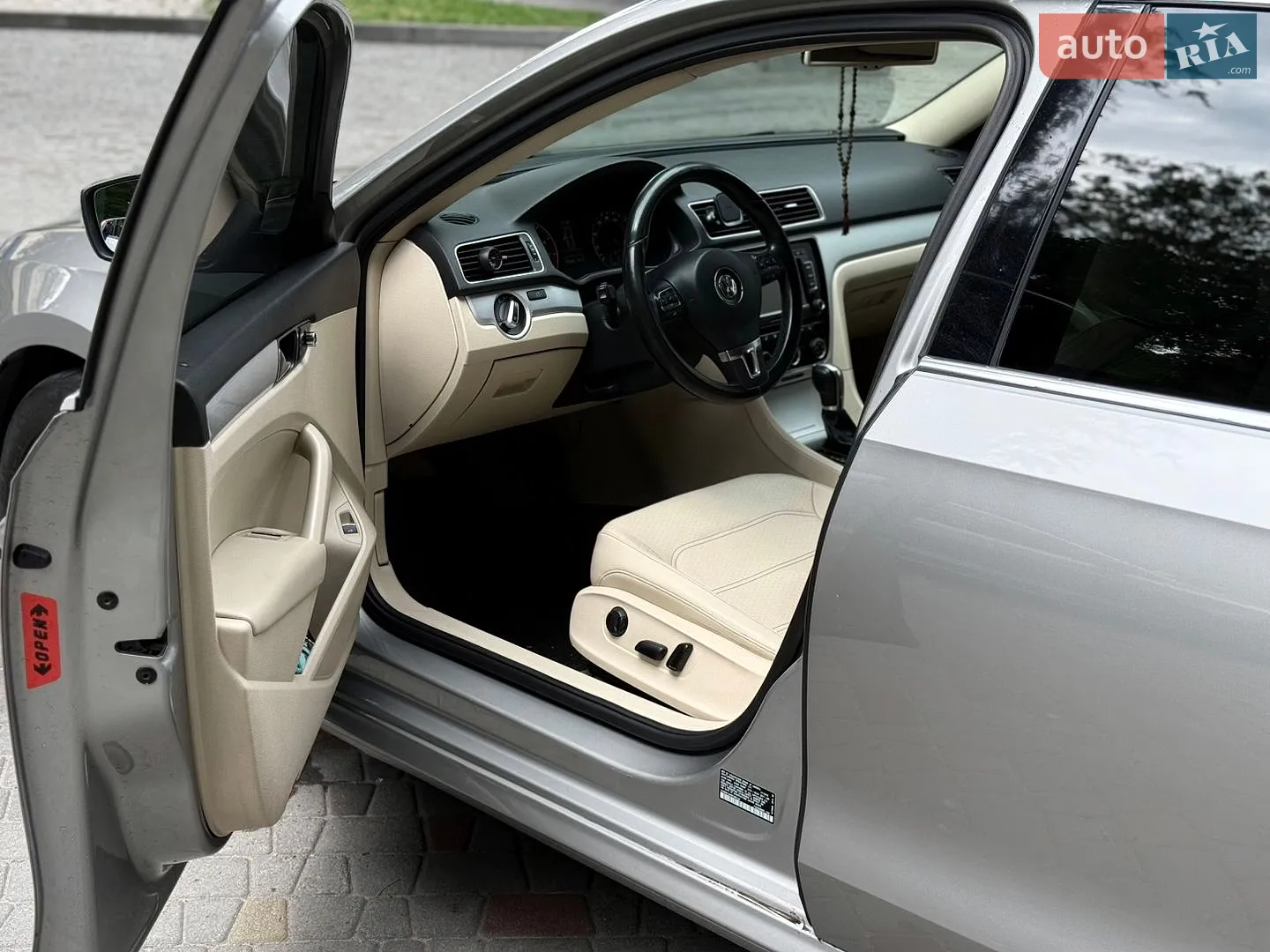 2012 Volkswagen Passat - мініатюра 9