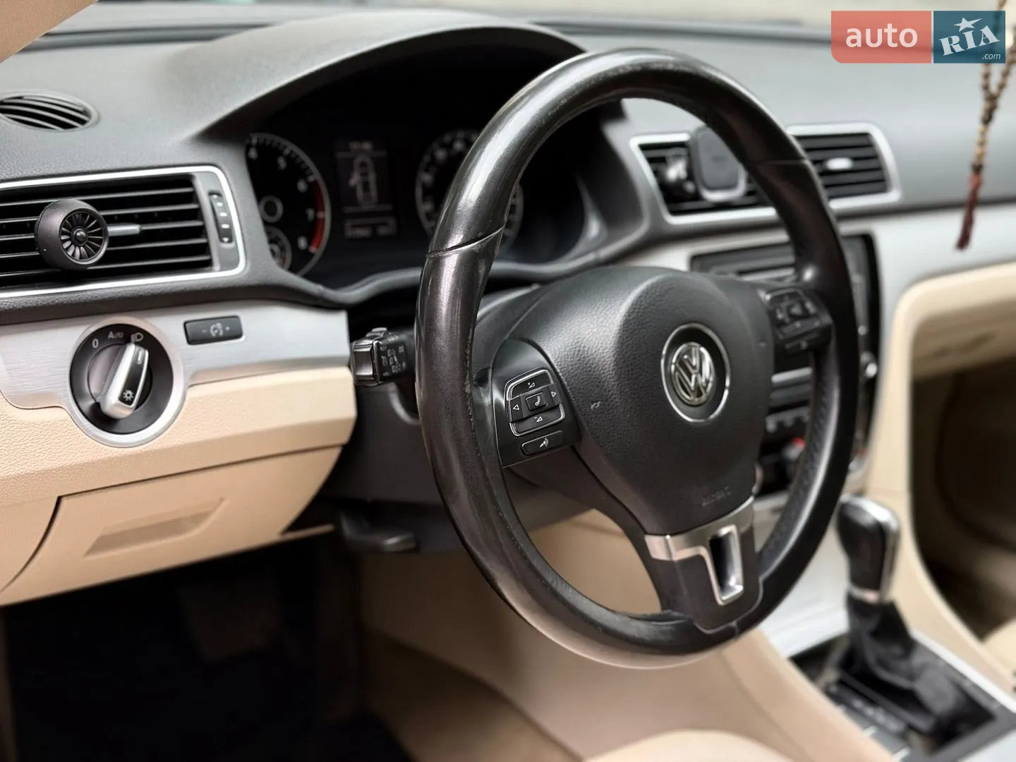 2012 Volkswagen Passat - мініатюра 11