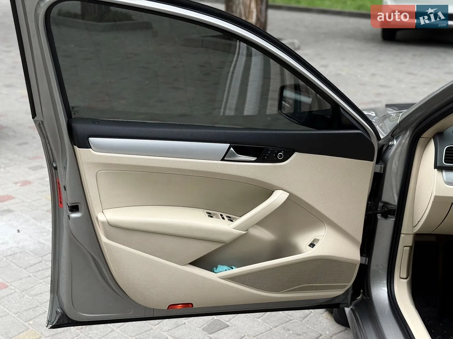 2012 Volkswagen Passat - мініатюра 12