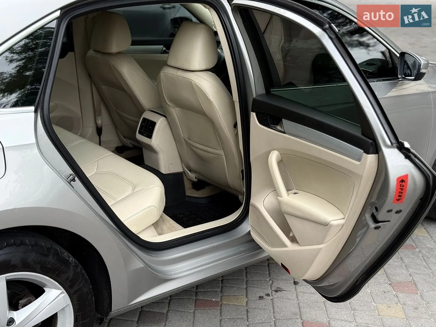 2012 Volkswagen Passat - мініатюра 18