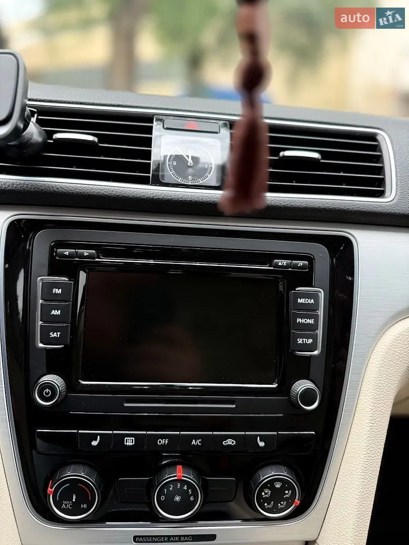 2012 Volkswagen Passat - мініатюра 35