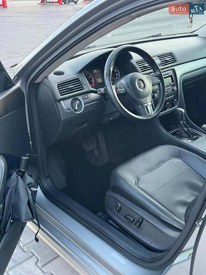 2013 Volkswagen Passat - мініатюра 12