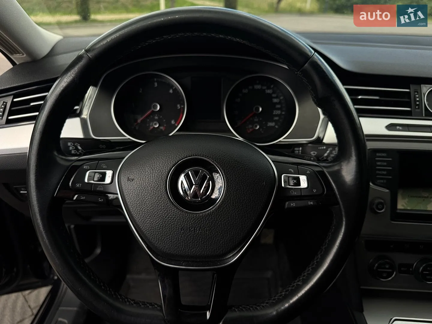 2015 Volkswagen Passat - мініатюра 12