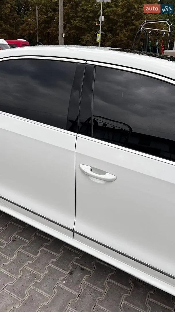 2016 Volkswagen Passat - мініатюра 14