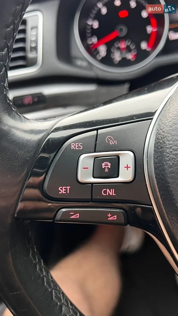 2016 Volkswagen Passat - мініатюра 47