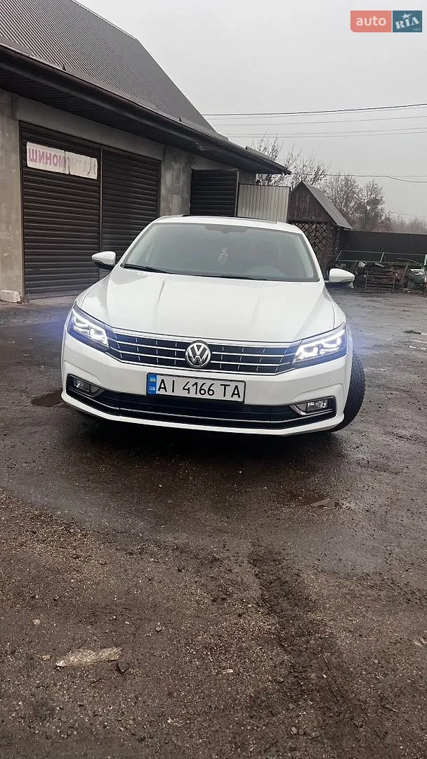2016 Volkswagen Passat - фото 1