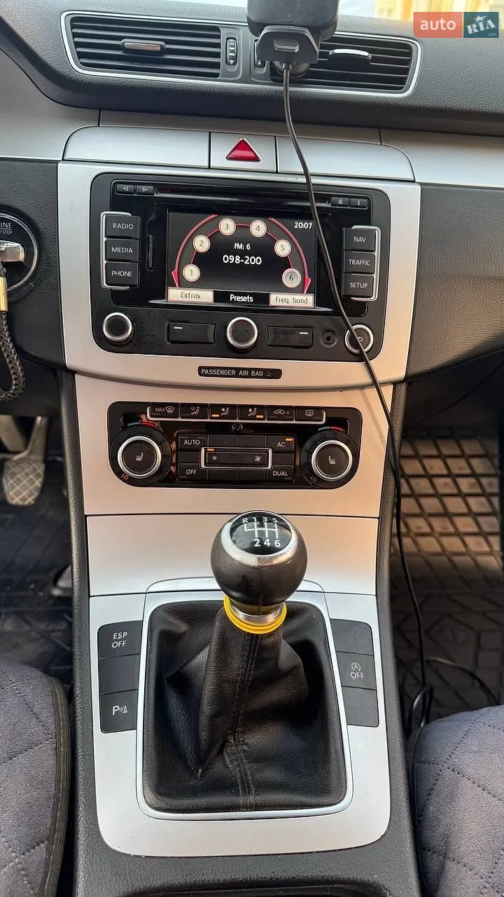 2010 Volkswagen Passat - мініатюра 34