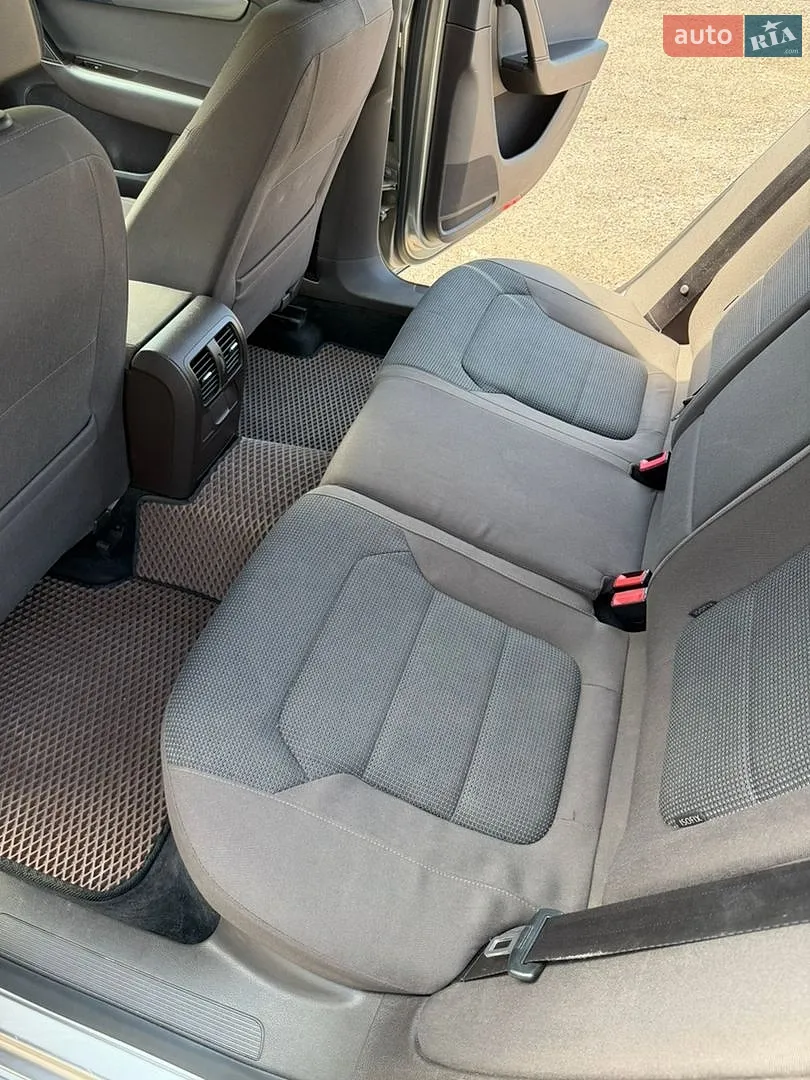 2011 Volkswagen Passat - мініатюра 24