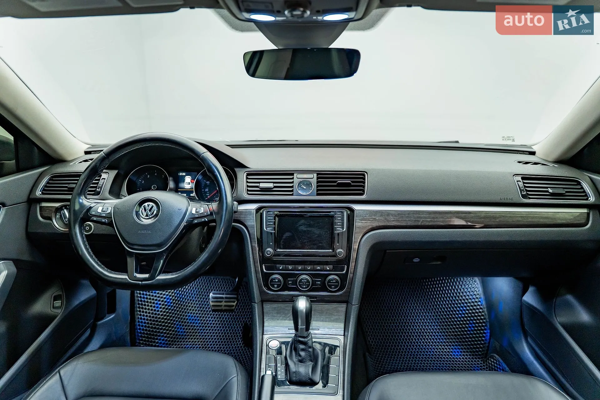 2017 Volkswagen Passat - мініатюра 12