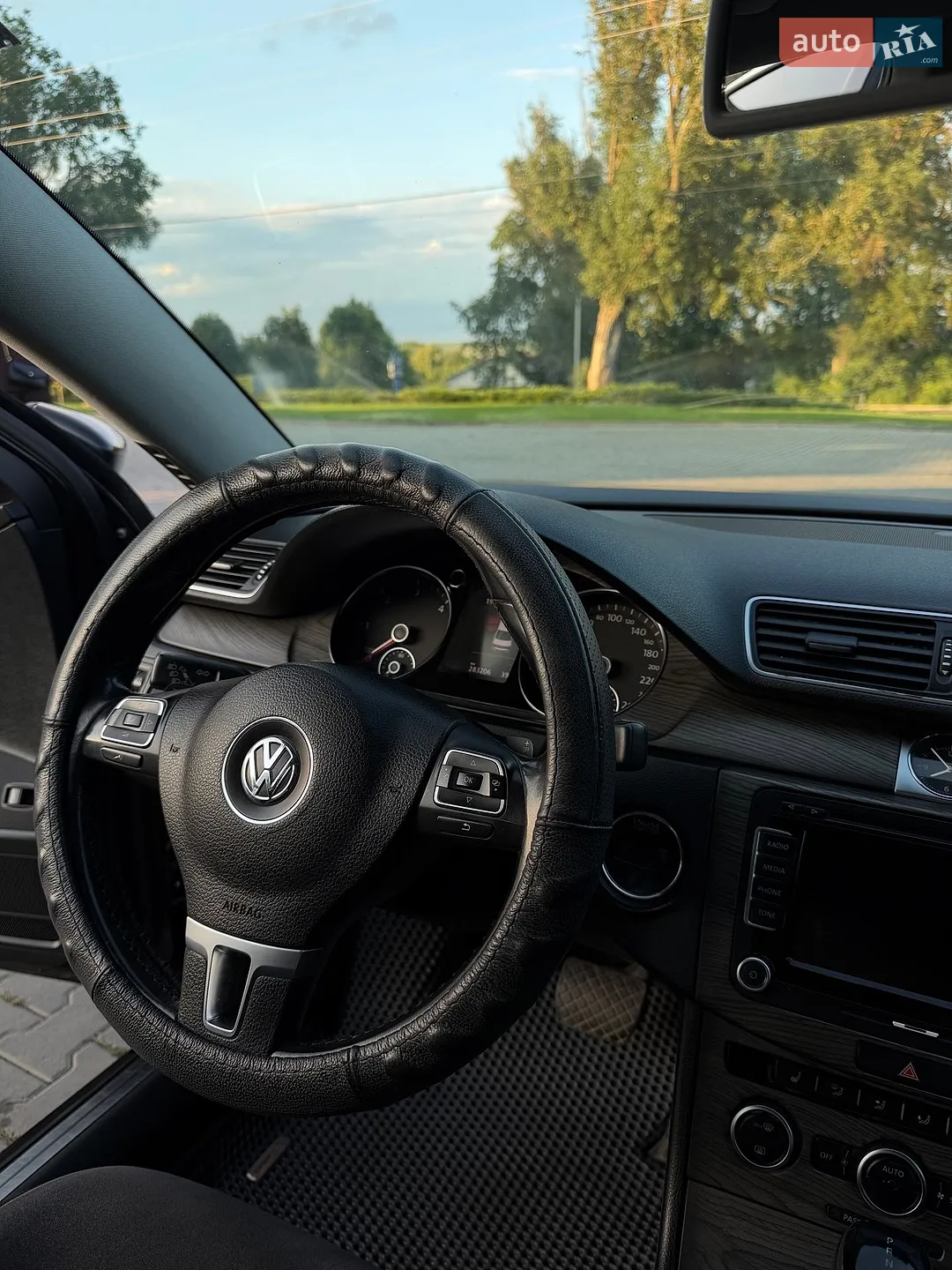 2014 Volkswagen Passat - мініатюра 18