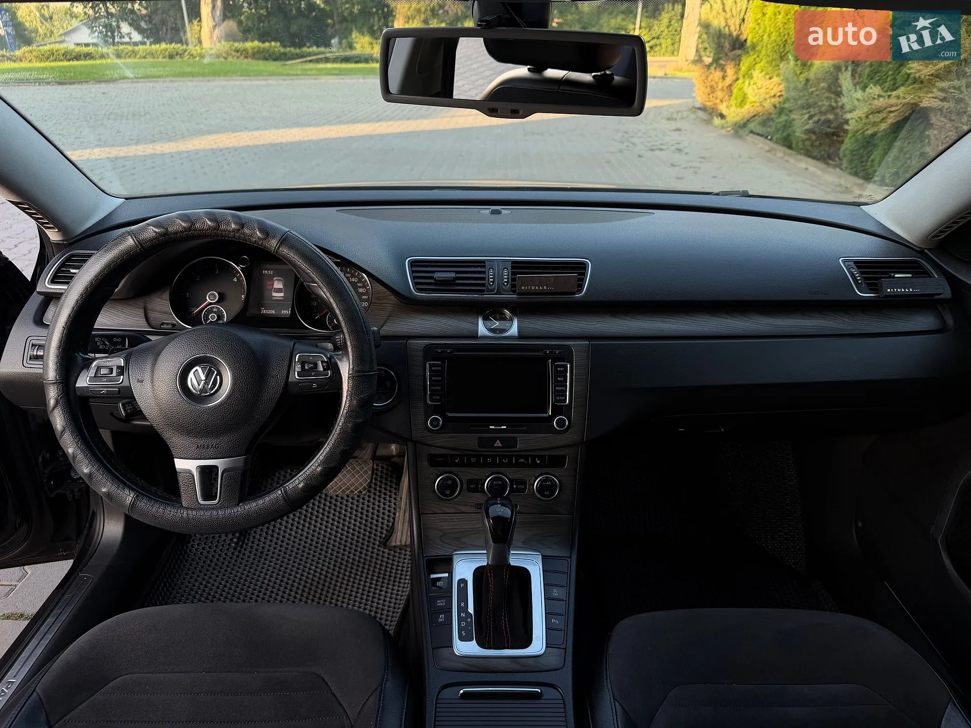 2014 Volkswagen Passat - мініатюра 19