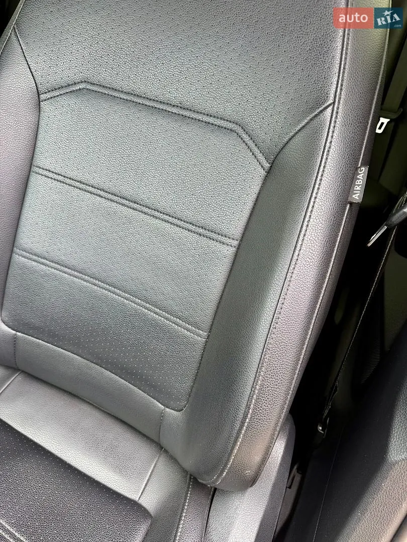 2018 Volkswagen Passat - мініатюра 24