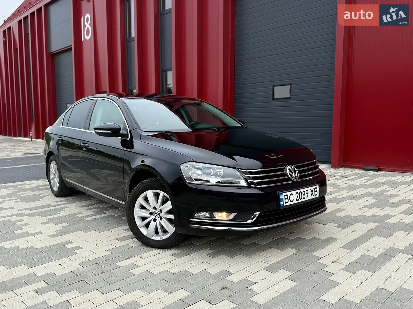 2013 Volkswagen Passat - мініатюра 2