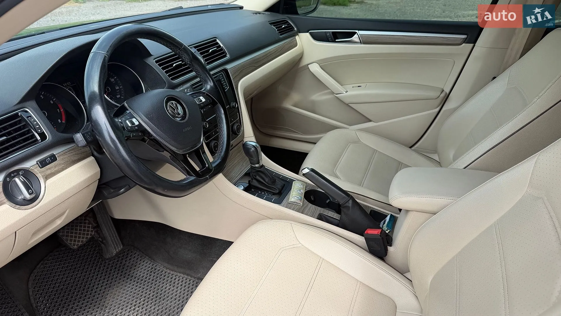 2017 Volkswagen Passat - мініатюра 34