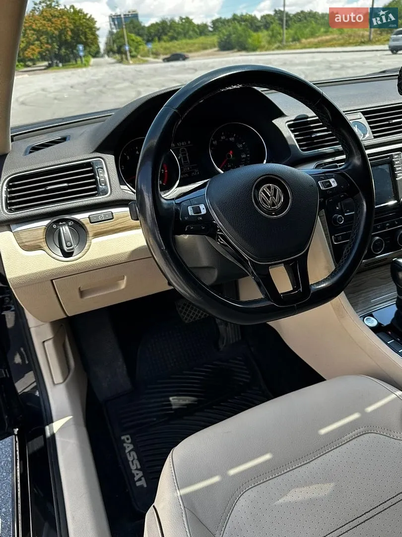 2016 Volkswagen Passat - мініатюра 3